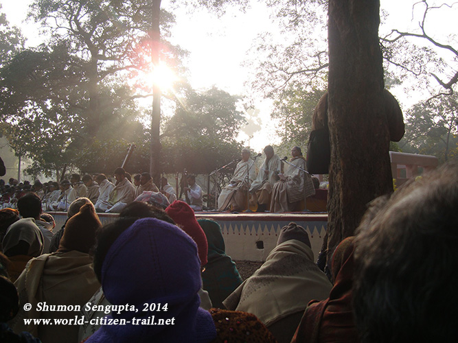 The early morning congregation at Chatim Tala on 7th Poush (23rd December 2011)