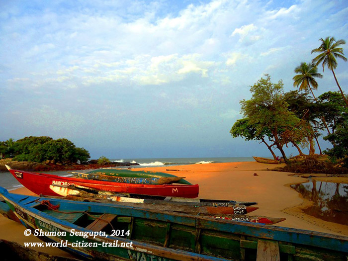 The-Little-Island-off-the-Lakka-Beach,-Sierra-Leone-5